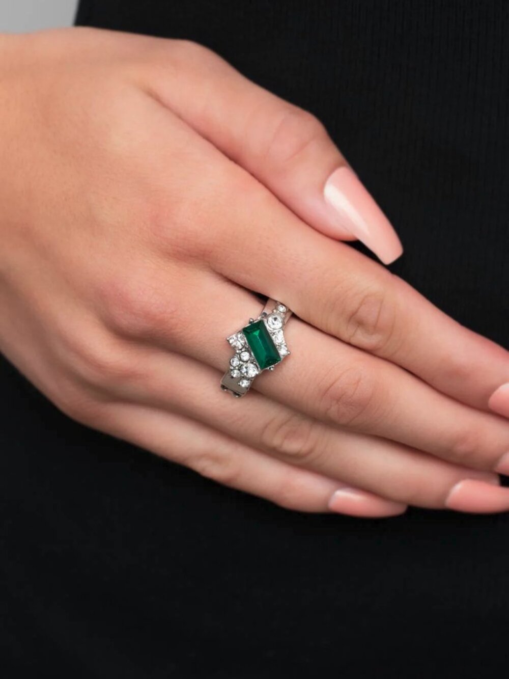 Paparazzi Jewelry Accessories - Tip the Balance - Green Ring - Vintage